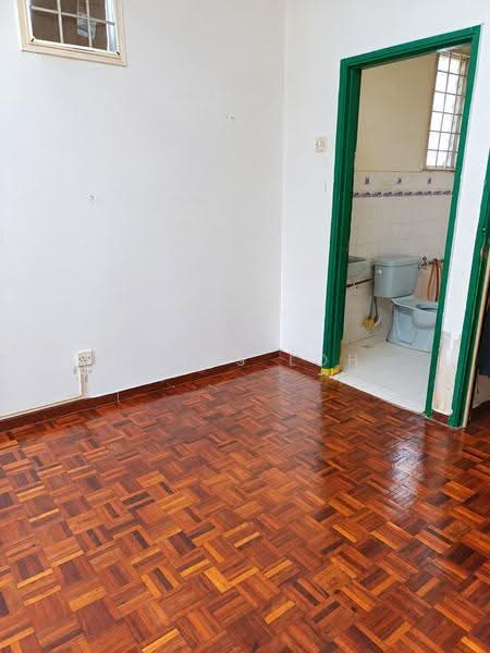 1.5-storey Terraced House for Sale in Bandar Kinrara Seksyen 1 (Bandar Kinrara) - Lucas Loh - Bathroom - PropertyGuru.com.my