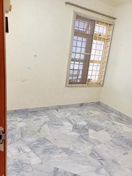 1.5-storey Terraced House for Sale in Bandar Kinrara Seksyen 1 (Bandar Kinrara) - Lucas Loh - Interior - PropertyGuru.com.my