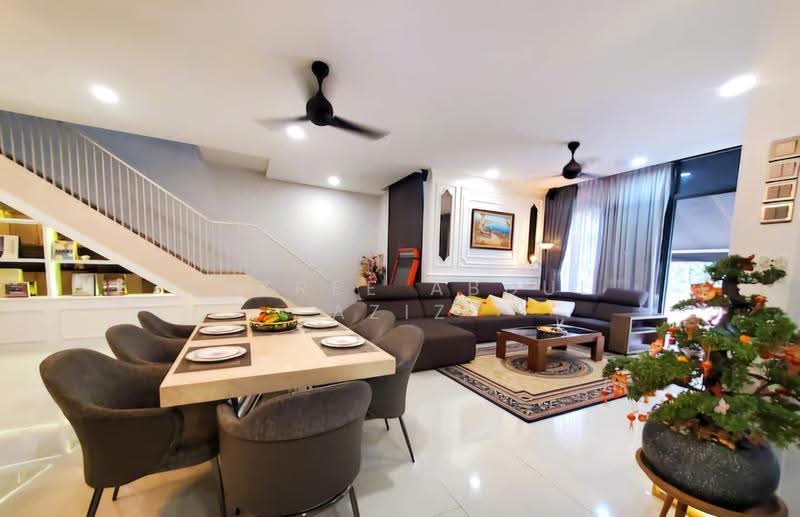 Rumah Teres 2-Tingkat untuk Dijual di Cyberjaya (Selangor) - Nazree Abdul Aziz - PropertyGuru.com.my
