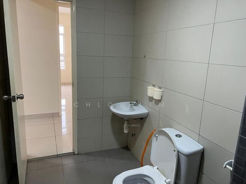 Kondominium untuk Dijual di Ocean View Residences - Chloe Lim - Bathroom - PropertyGuru.com.my