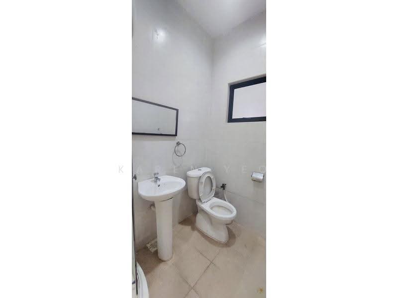 Rumah Berkembar untuk Disewa di Taman Kolam Air (Johor Bahru) - Karen Yeo - PropertyGuru.com.my