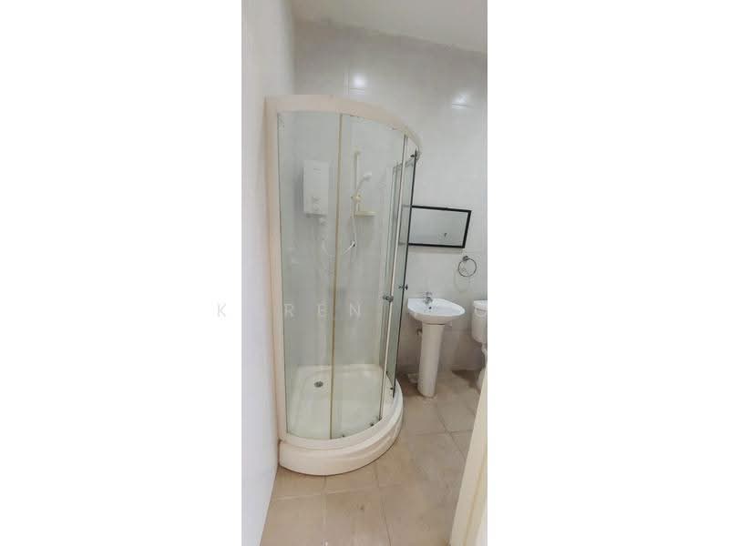 Rumah Berkembar untuk Disewa di Taman Kolam Air (Johor Bahru) - Karen Yeo - PropertyGuru.com.my