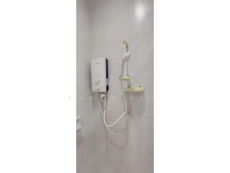 Rumah Berkembar untuk Disewa di Taman Kolam Air (Johor Bahru) - Karen Yeo - PropertyGuru.com.my