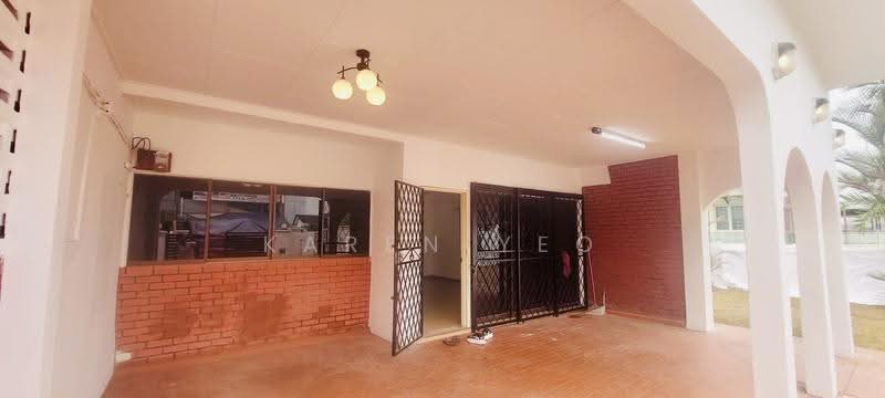Rumah Berkembar untuk Disewa di Taman Kolam Air (Johor Bahru) - Karen Yeo - PropertyGuru.com.my
