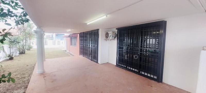 Rumah Berkembar untuk Disewa di Taman Kolam Air (Johor Bahru) - Karen Yeo - PropertyGuru.com.my