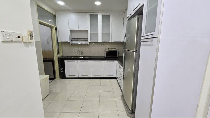 2-storey Terraced House for Sale in Setia Tropika (Johor Bahru) - Shawn Law - Kitchen - PropertyGuru.com.my