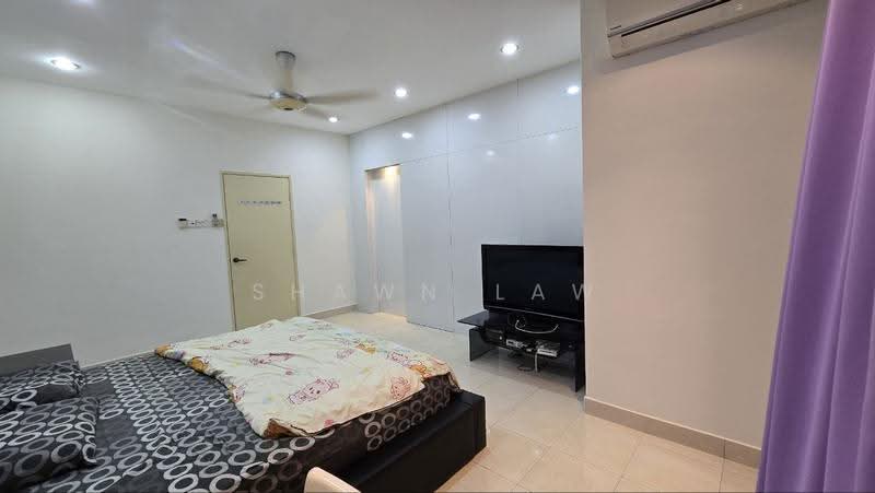 2-storey Terraced House for Sale in Setia Tropika (Johor Bahru) - Shawn Law - Bedroom - PropertyGuru.com.my