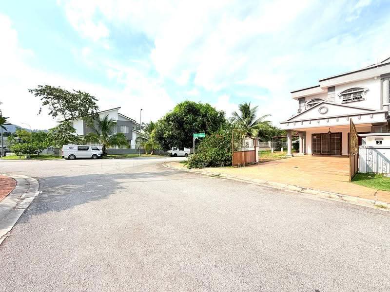 Rumah Berkembar untuk Dijual di Bukit Bandaraya (Shah Alam) - Ishak Ramli - Exterior - PropertyGuru.com.my