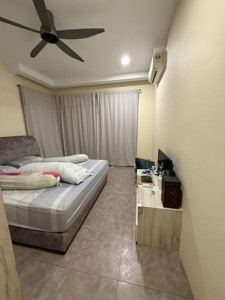 Kondominium untuk Dijual di Villa Crystal - Lucas Lim - Bedroom - PropertyGuru.com.my