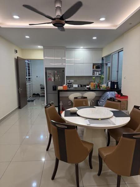 Kondominium untuk Dijual di Villa Crystal - Lucas Lim - Kitchen - PropertyGuru.com.my