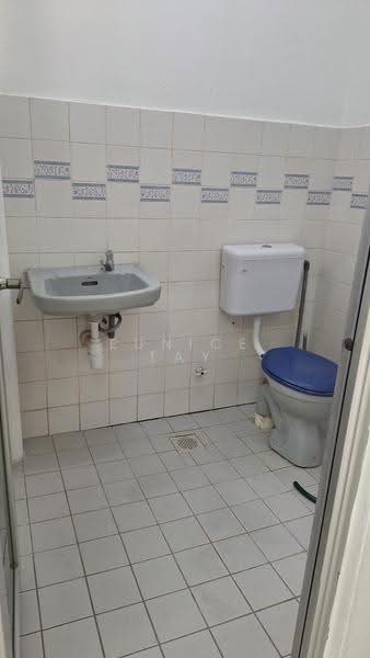 Flat for Rent at Taman Koperasi Cuepacs - Eunice Tay - Bathroom - PropertyGuru.com.my