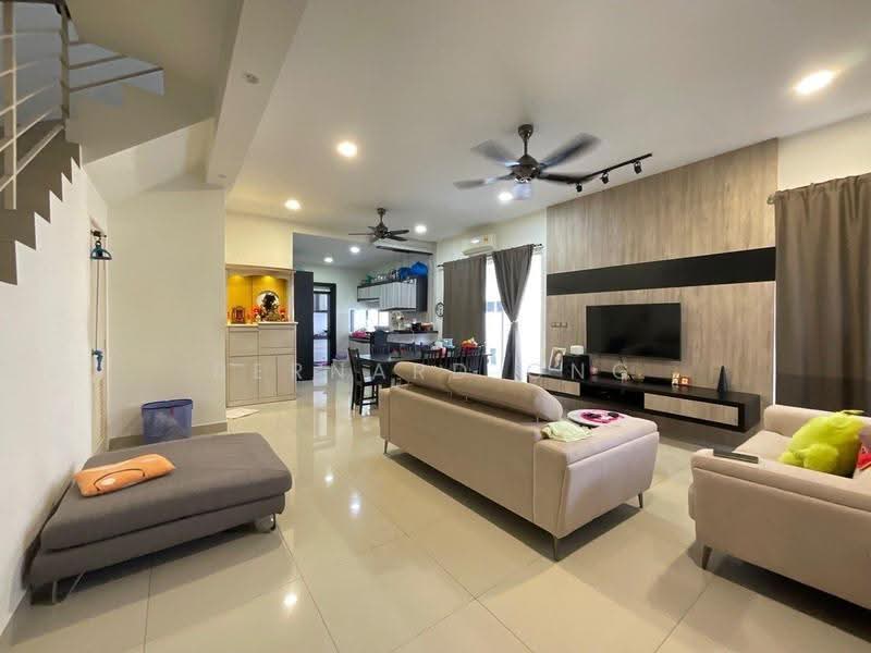 Semi-Detached House for Sale in Rawang (Selangor) - Bernard Ong - Living Room - PropertyGuru.com.my