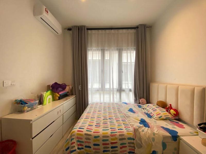 Semi-Detached House for Sale in Bukit Bandaraya (Shah Alam) - Yeoh WY - Bedroom - PropertyGuru.com.my