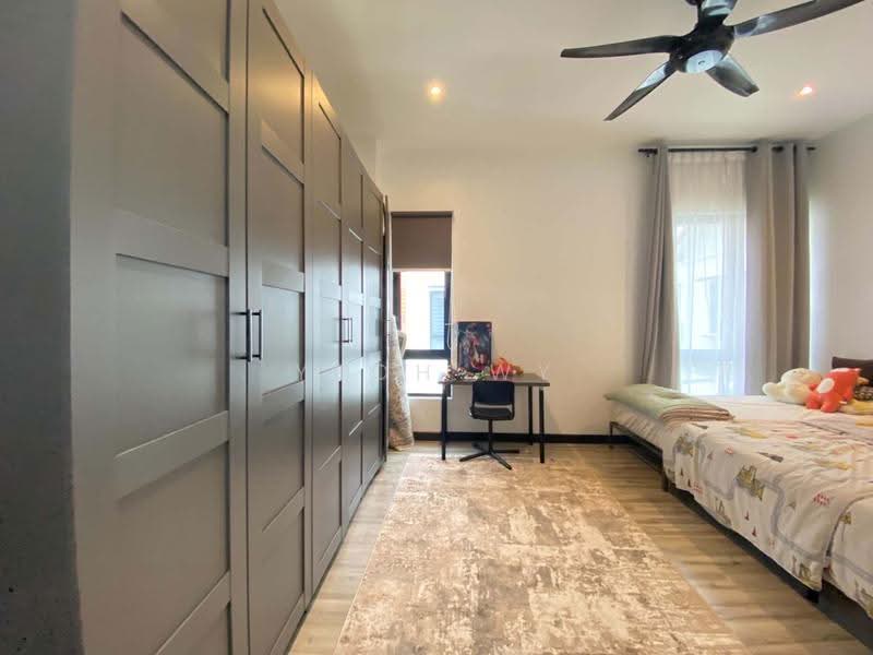 Semi-Detached House for Sale in Bukit Bandaraya (Shah Alam) - Yeoh WY - Bedroom - PropertyGuru.com.my