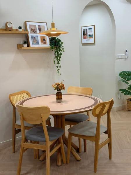 Condominium for Rent at Arinna - Wei Wei Low - Dining Room - PropertyGuru.com.my