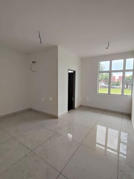 Semi-Detached House for Sale in Taman Mutiara Rini (Skudai) - Jaz Lee - PropertyGuru.com.my