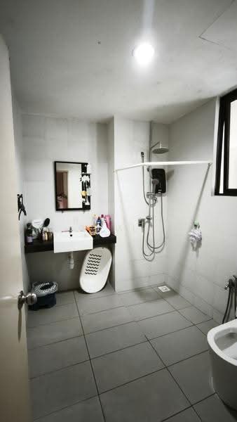 Kondominium untuk Dijual di Serin Residency - Rafizi Ramli - Bathroom - PropertyGuru.com.my