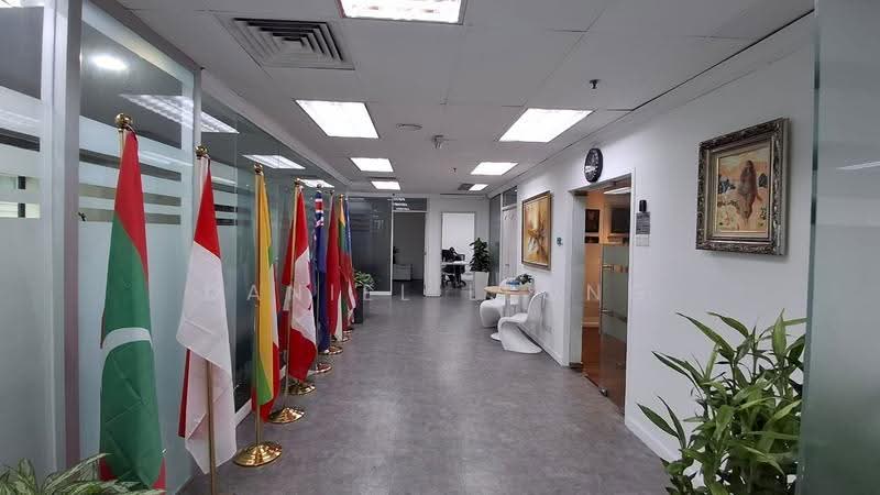 Office for Sale in KLCC (KL City Centre) - Daniel Leong - Corridor - PropertyGuru.com.my