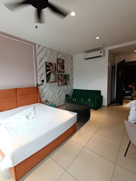 Service Residence for Sale at Mossaz @ Empire City - KS Chia - Living Room - PropertyGuru.com.my