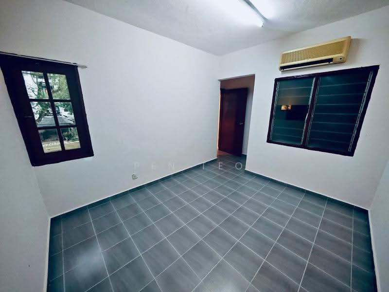 Kondominium untuk Dijual di Villa Condominium - Pen Teo - PropertyGuru.com.my