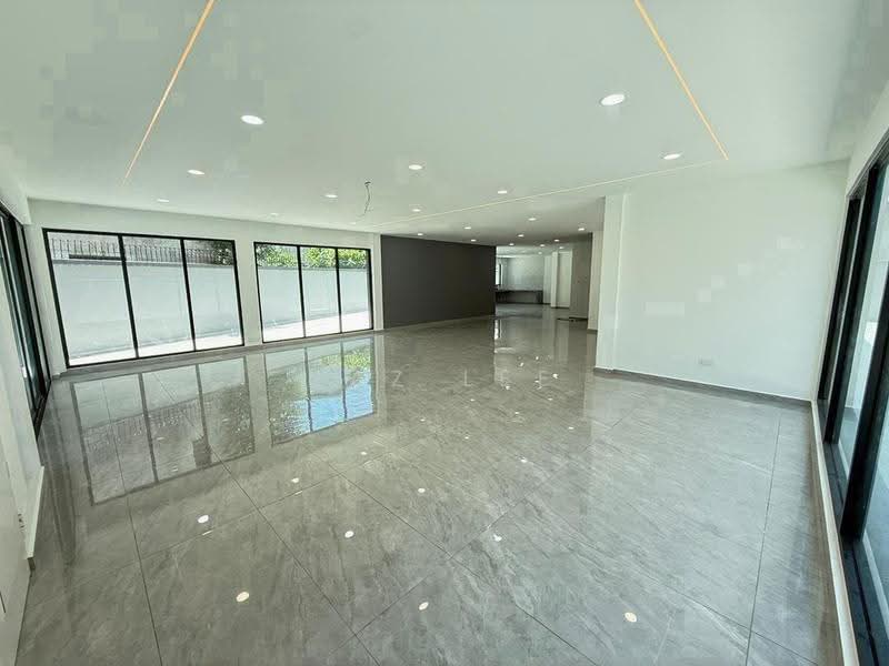 Bungalow House for Sale in Taman Kebun Teh (Johor Bahru) - Jaz Lee - PropertyGuru.com.my