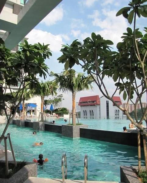 Kediaman Servis untuk Disewa di Swiss Garden Residences - Sam Chock - Pool - PropertyGuru.com.my