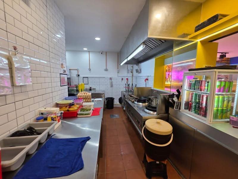 Shop for Rent in Taman Universiti (Skudai) - Caryn Ter - Kitchen - PropertyGuru.com.my