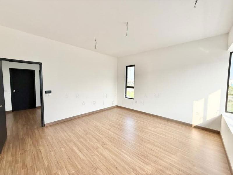 Rumah Teres 2-Tingkat untuk Dijual di Dengkil (Selangor) - Sr. Hisyam Ariffin - Living Room - PropertyGuru.com.my