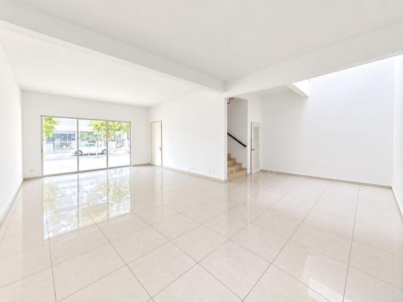 3-storey Terraced House for Sale in Kajang (Selangor) - Mac Chong - Living Room - PropertyGuru.com.my