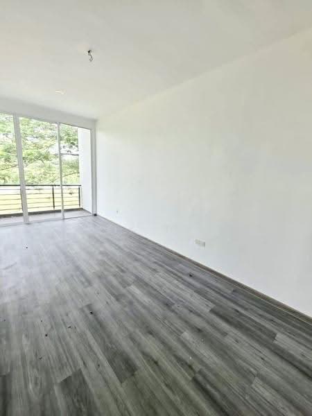 Semi-Detached House for Sale in Taman Austin Heights (Tebrau) - Yik Tat - Balcony - PropertyGuru.com.my