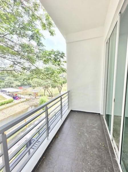 Semi-Detached House for Sale in Taman Austin Heights (Tebrau) - Yik Tat - Balcony - PropertyGuru.com.my
