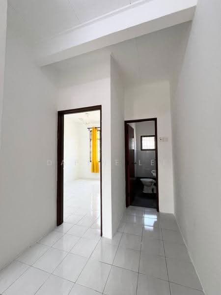 2-storey Terraced House for Rent in Taman Puteri Wangsa (Ulu Tiram) - Daphne Lee - Bathroom - PropertyGuru.com.my