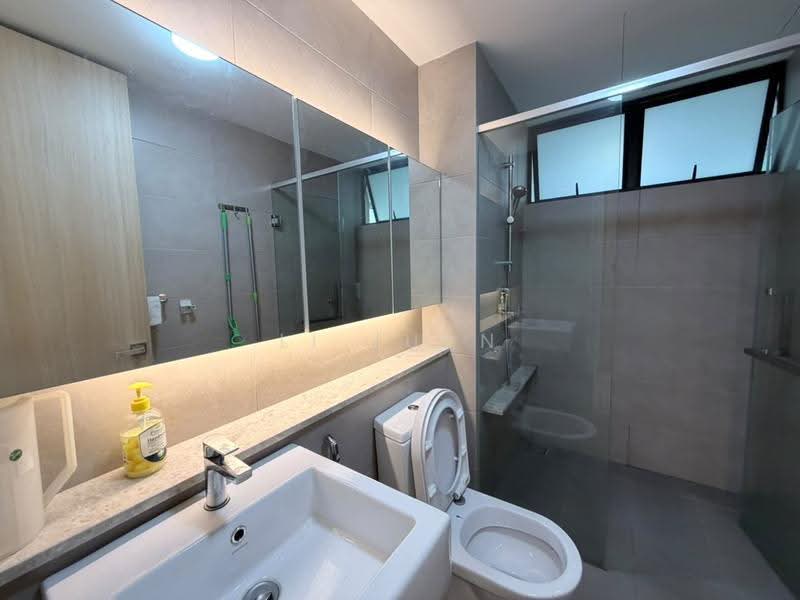 Apartment for Rent at Senibong Cove - The WaterEdge Residences - Li Juan - Bathroom - PropertyGuru.com.my