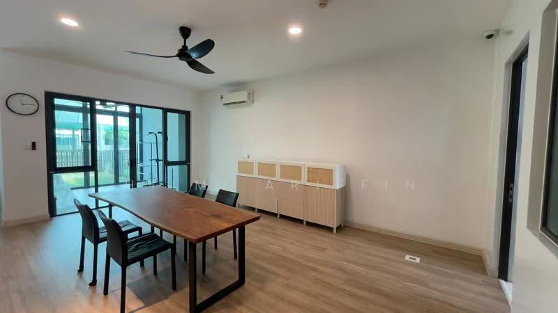Rumah Berkembar untuk Disewa di Cyberjaya (Selangor) - Hilmi Ariffin - Dining Room - PropertyGuru.com.my