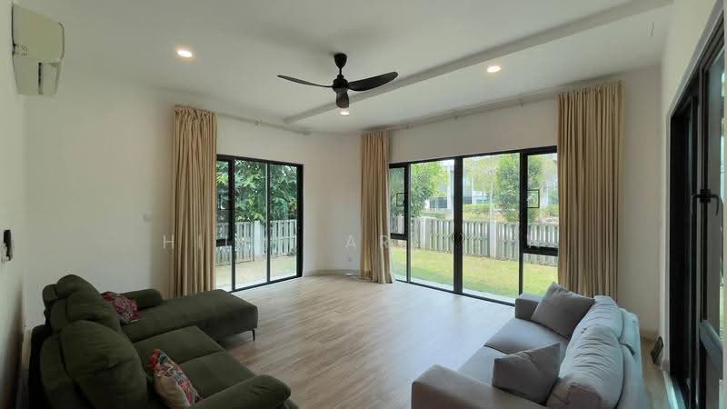 Rumah Berkembar untuk Disewa di Cyberjaya (Selangor) - Hilmi Ariffin - Living Room - PropertyGuru.com.my