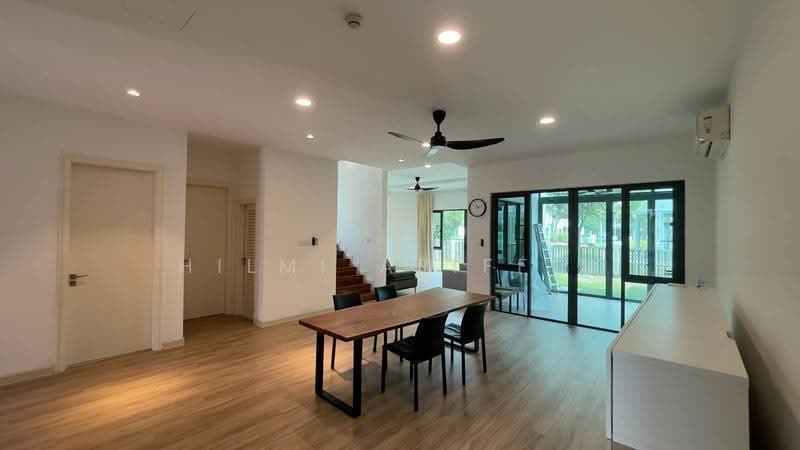 Rumah Berkembar untuk Disewa di Cyberjaya (Selangor) - Hilmi Ariffin - Dining Room - PropertyGuru.com.my