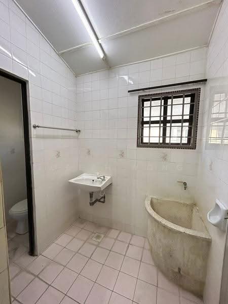 2-storey Terraced House for Rent in Station 18 (Ipoh) - Joseph Wong - Bathroom - PropertyGuru.com.my