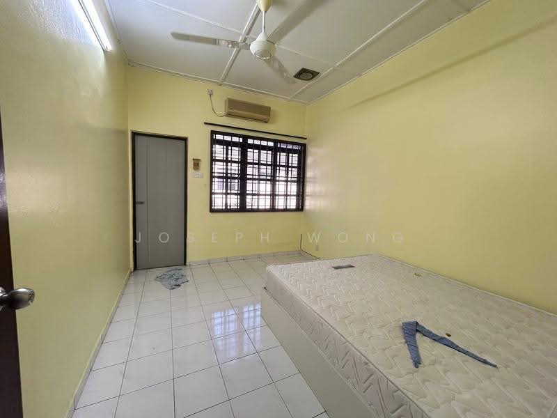 2-storey Terraced House for Rent in Station 18 (Ipoh) - Joseph Wong - Bedroom - PropertyGuru.com.my