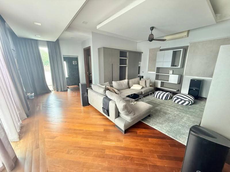 Bungalow House for Sale in Seksyen 7 (Shah Alam) - Mohammad Din Majid - Living Room - PropertyGuru.com.my