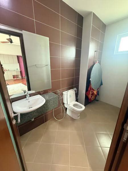 Bungalow House for Sale in Seksyen 7 (Shah Alam) - Mohammad Din Majid - Bathroom - PropertyGuru.com.my
