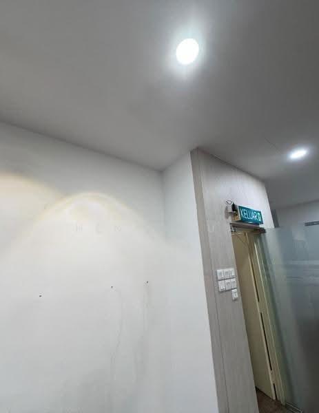 Shop / Office for Rent in Taman Mount Austin (Tebrau) - Henry Pua - Corridor - PropertyGuru.com.my