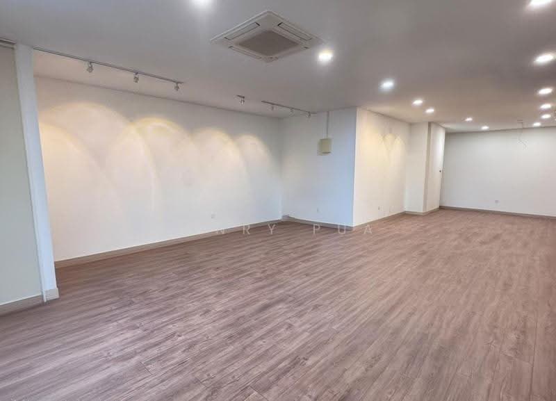 Shop / Office for Rent in Taman Mount Austin (Tebrau) - Henry Pua - Interior - PropertyGuru.com.my