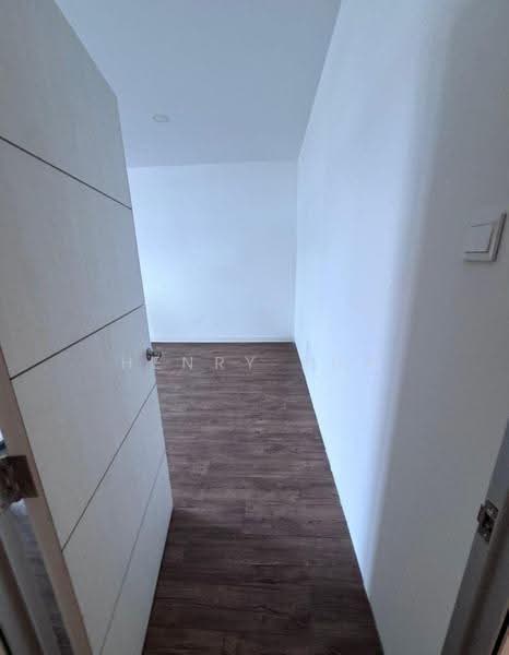Shop / Office for Rent in Taman Mount Austin (Tebrau) - Henry Pua - Interior - PropertyGuru.com.my
