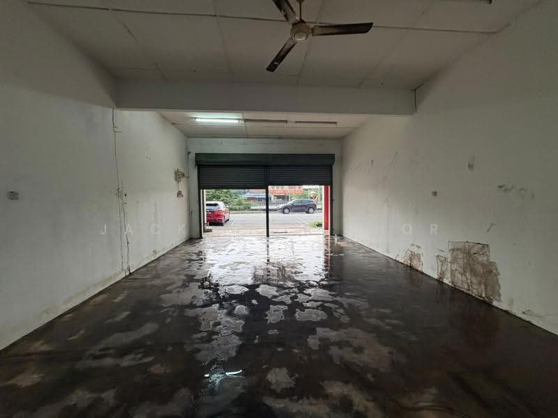 Shop for Rent in Kapar (Selangor) - Jack Khor Phor Jiing - Interior - PropertyGuru.com.my