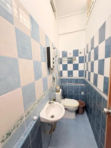 Semi-Detached House for Rent in Bandar Sunway (Sunway) - Ray Chong - Bathroom - PropertyGuru.com.my