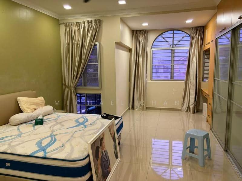2-storey Terraced House for Sale in Bandar Puteri Puchong (Puchong) - Michael Chan - Bedroom - PropertyGuru.com.my