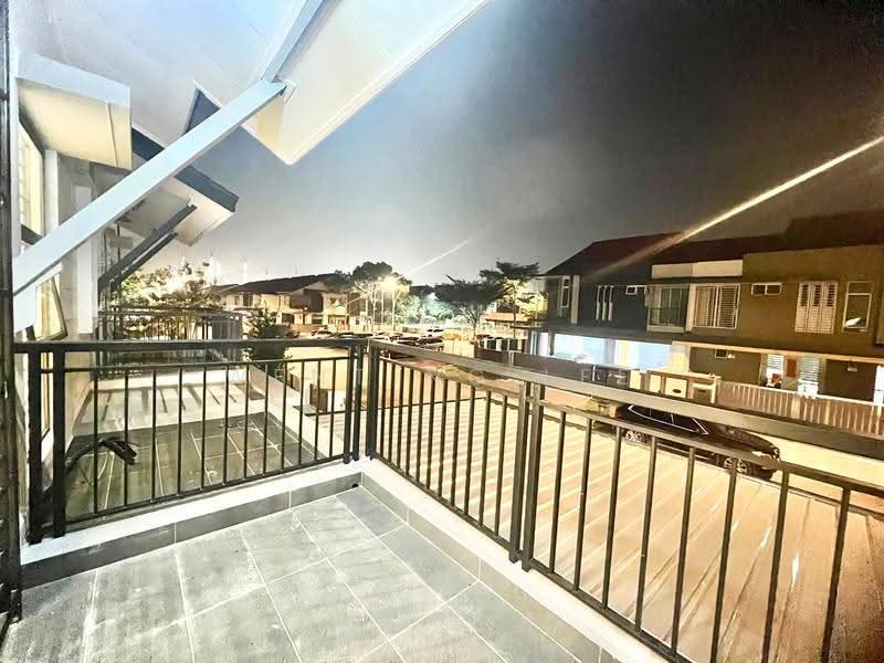 2-storey Terraced House for Sale in Bandar Dato Onn (Tebrau) - Wenting Lee - Balcony - PropertyGuru.com.my