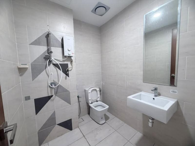 Kondominium untuk Disewa di 9Ine (Residensi Sembilan) - Angelyn Ang - Bathroom - PropertyGuru.com.my