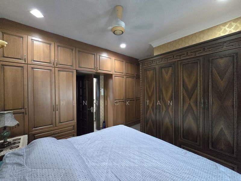 Rumah Teres 2-Tingkat untuk Dijual di Usj 22 (Subang Jaya) - Henrick Tan - Bedroom - PropertyGuru.com.my