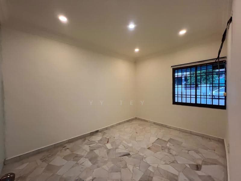 Rumah Teres 1-Tingkat untuk Disewa di Taman Molek (Johor Bahru) - YY Tey - Interior - PropertyGuru.com.my